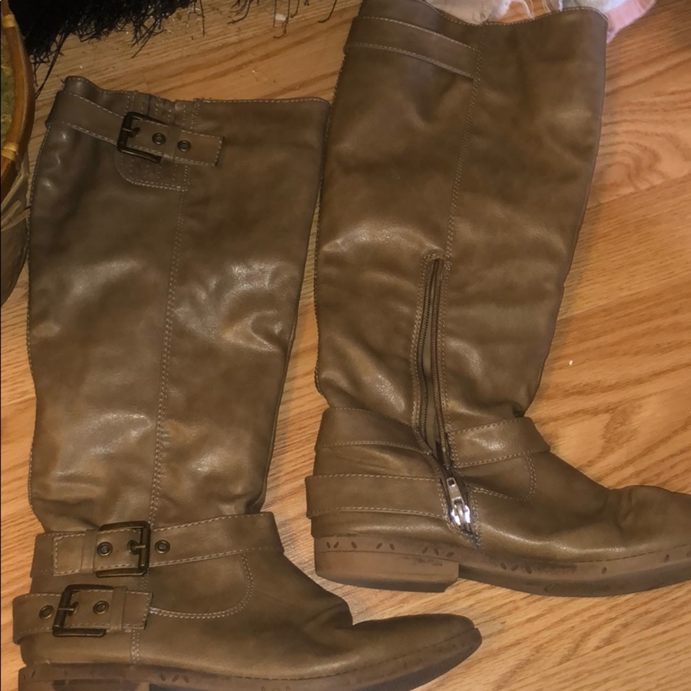 Boots